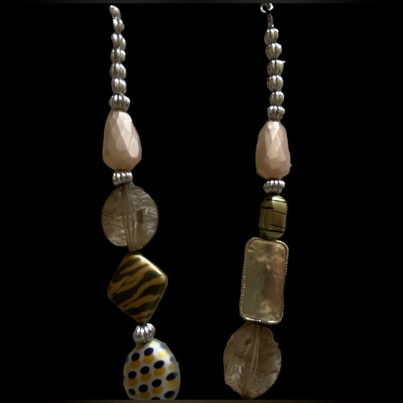 58. CHICO’S Vintage Pendant Necklace - Picture 3 of 6